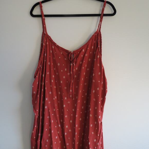 Torrid Women's Plus Size Geo Print Red Challis Braided Tank - Size 5 - NWT - Picture 8 of 10